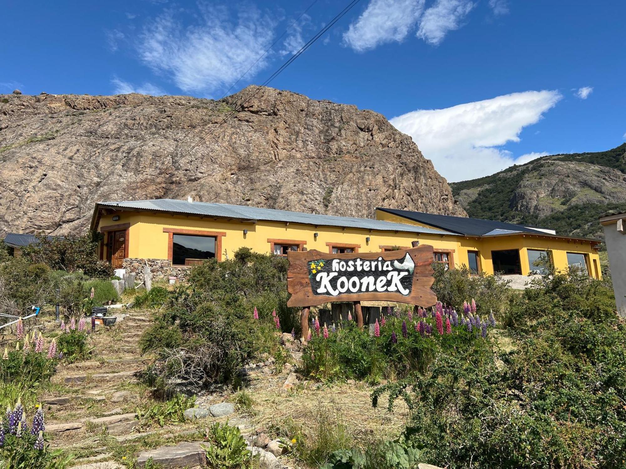 Hosteria Koonek El Chalten Exterior photo